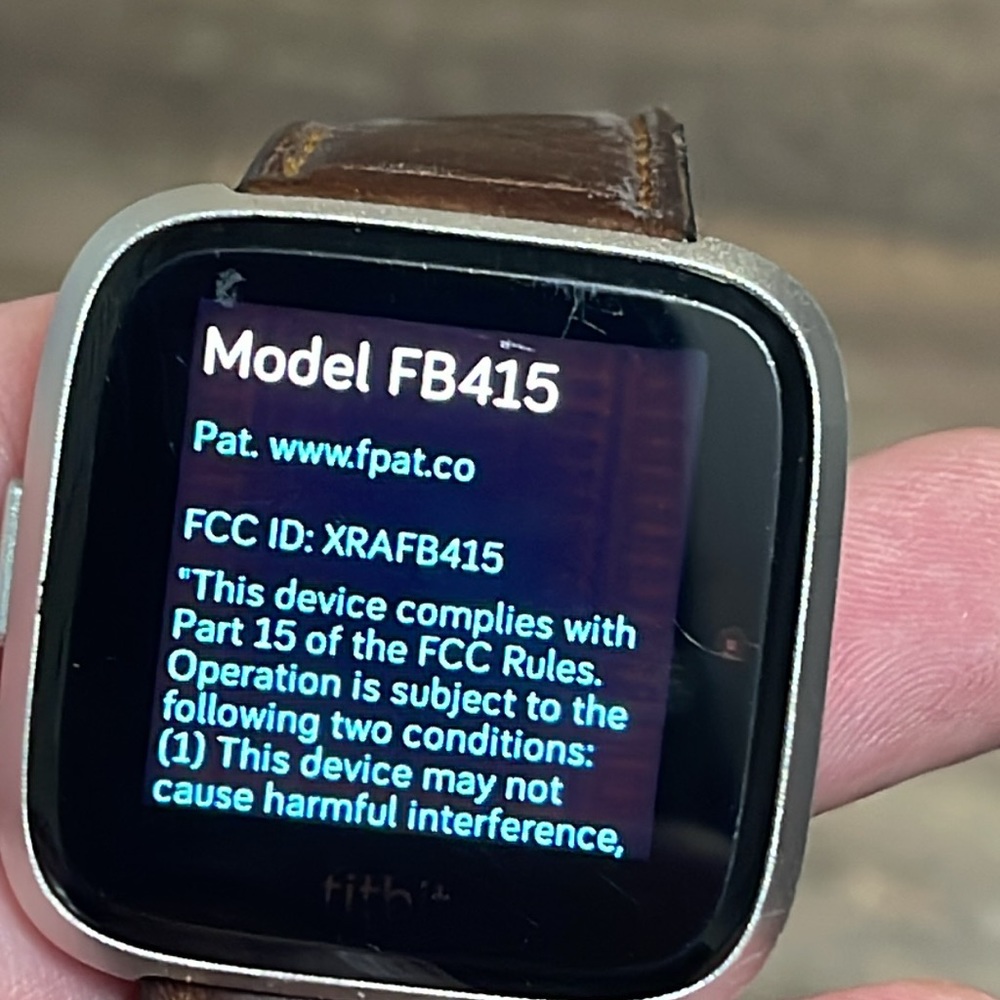 Fitbit Versa Lite with Genuine Leather Band